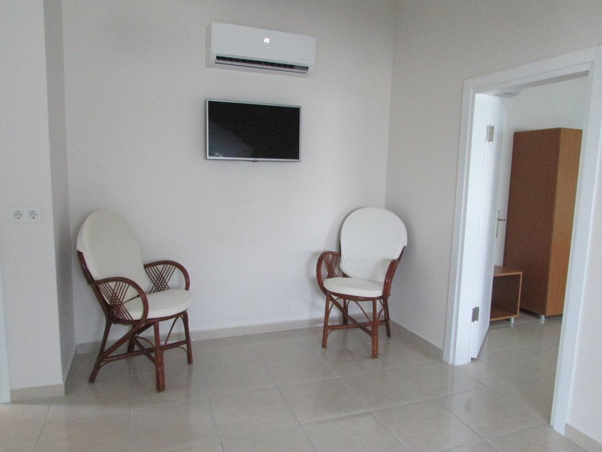 Guentur Hotel & Restaurant Gocek  Bagian luar foto